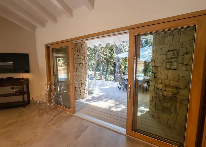 Poseidonia - Luxury Design & Eco Retreat *